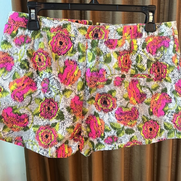 ZARA PRINT SHORTS - Picture 2 of 3